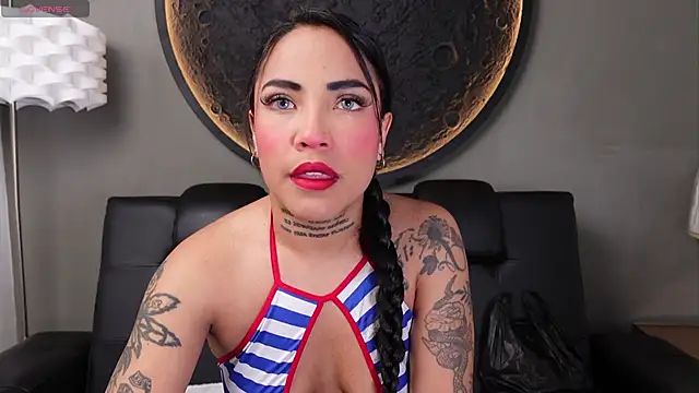 miss vaiolette online show from 06.06.26