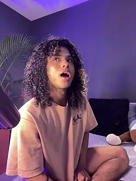 Lucas eevans online show from 11.15.25