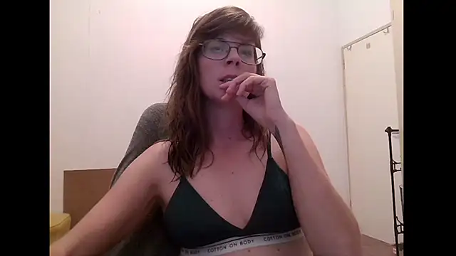 SavannaGirly online show from 04.02.26