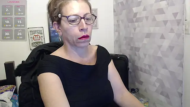 Chayla Ruiz online show from 09.08.25