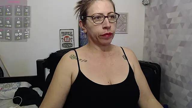 Chayla Ruiz online show from 09.22.25