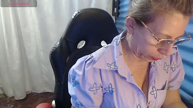 Chayla Ruiz online show from 04.06.26