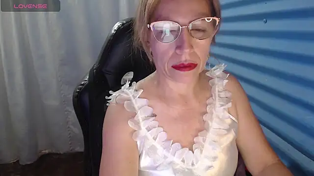 Chayla Ruiz online show from 04.07.26