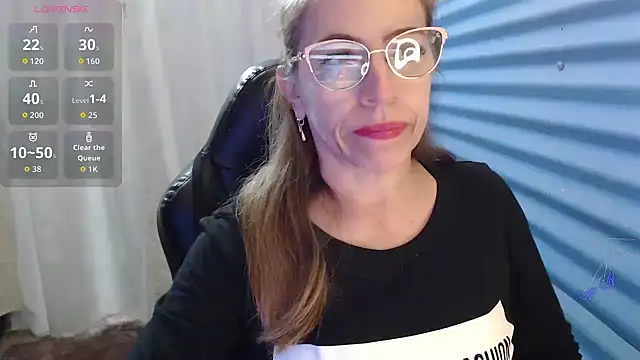 Snapshot of Chayla_Ruiz chatting on 04.25.26 Chayla Ruiz online show from 04.25.26