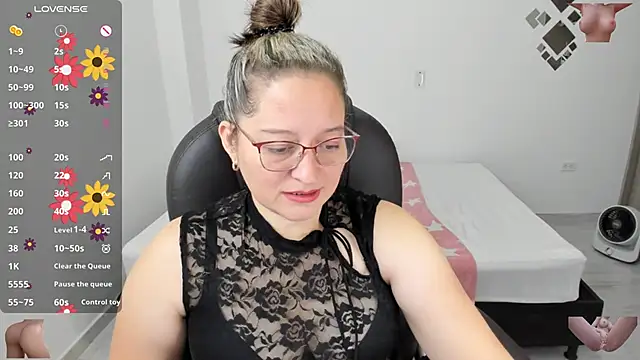 alejandra milf  online show from 03.08.25