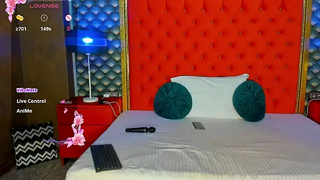 VallerieJones online show from 03.08.25