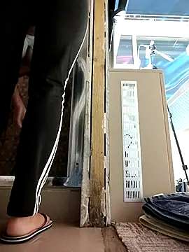 VallerieJones online show from 11.30.25