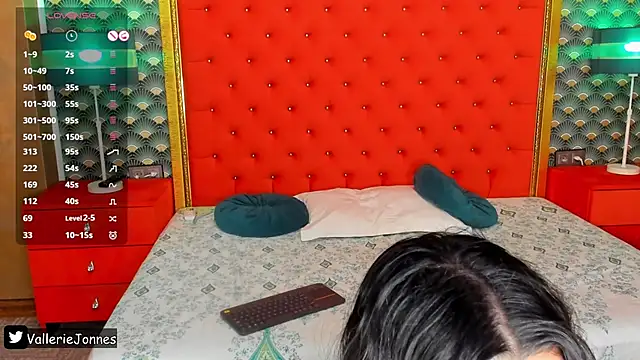 VallerieJones online show from 02.10.26