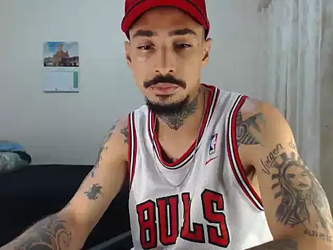 emiliano hottt online show from 02.23.26