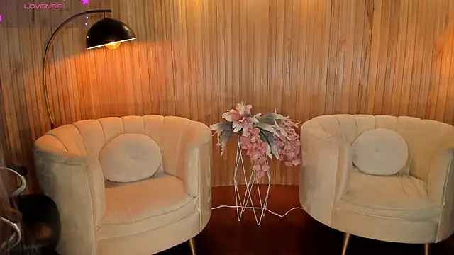 MaryLewis  online show from 03.17.25