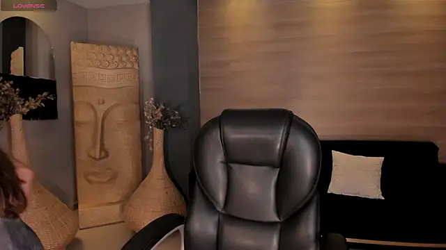 MaryLewis  online show from 06.22.26