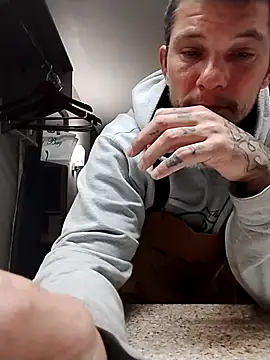 Sleepy1817 online show from 11.30.25