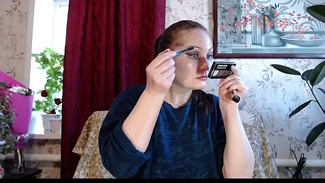 Snapshot of EmilyDoth chatting on 02.21.26 EmilyDoth online show from 02.21.26