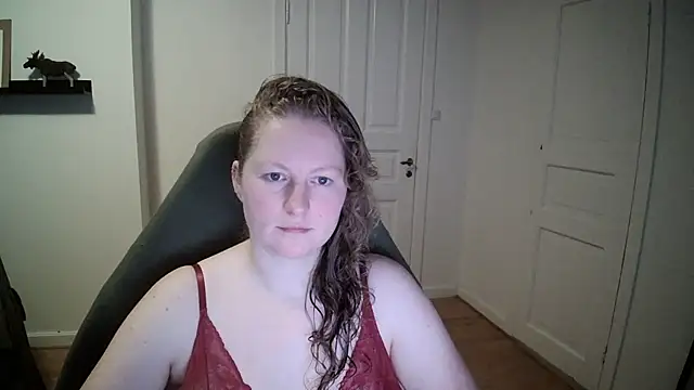 Snapshot of Girlnina-1995 chatting on 12.09.24 Girlnina-1995 online show from 12.09.24