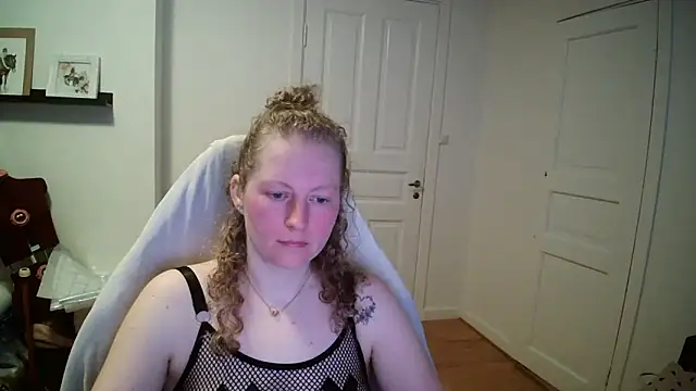 Girlnina-1995 online show from 03.18.26