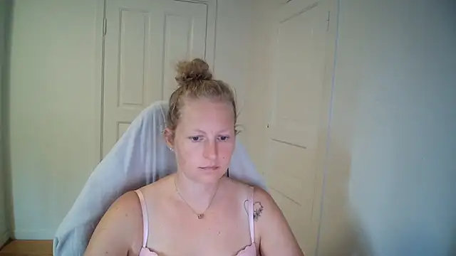 Girlnina-1995 online show from 07.20.26