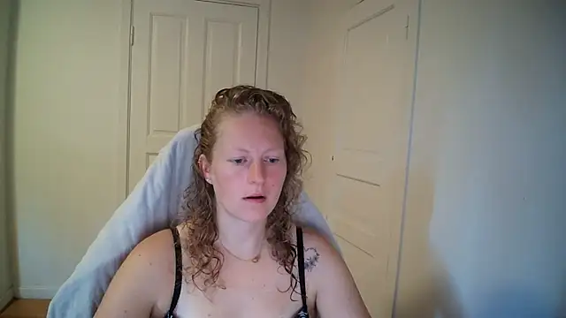 Girlnina-1995 online show from 07.21.26
