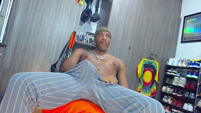 Snapshot of bigdickxblackx chatting on 05.24.26 bigdickxblackx online show from 05.24.26