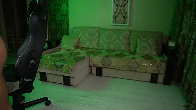 mike0xx online show from 11.30.25