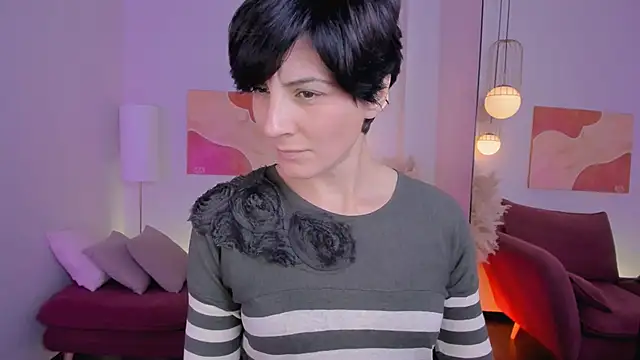 LorenDaze online show from 10.21.25