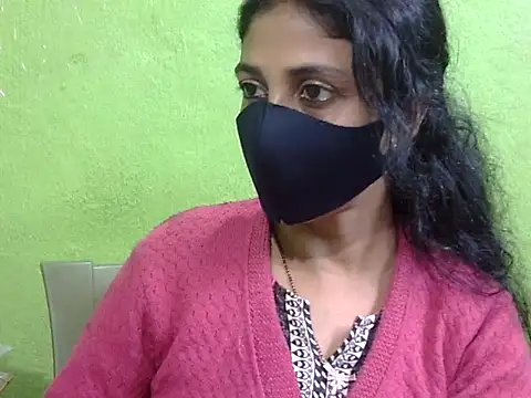 Indian Horny Wife online show from 12.17.25