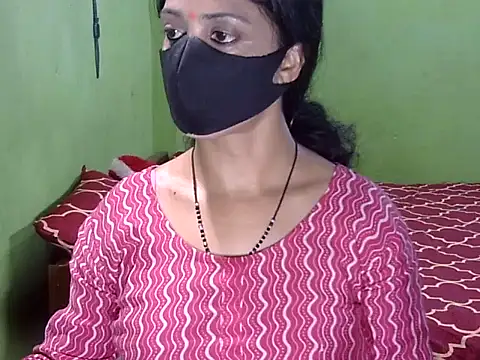 Snapshot of Indian_Horny_Wife chatting on 07.13.26 Indian Horny Wife online show from 07.13.26