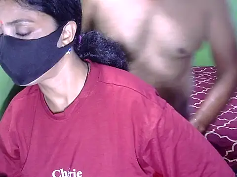 Snapshot of Indian_Horny_Wife chatting on 07.23.26 Indian Horny Wife online show from 07.23.26