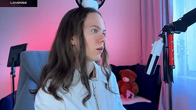 DivineBite online show from 09.17.25