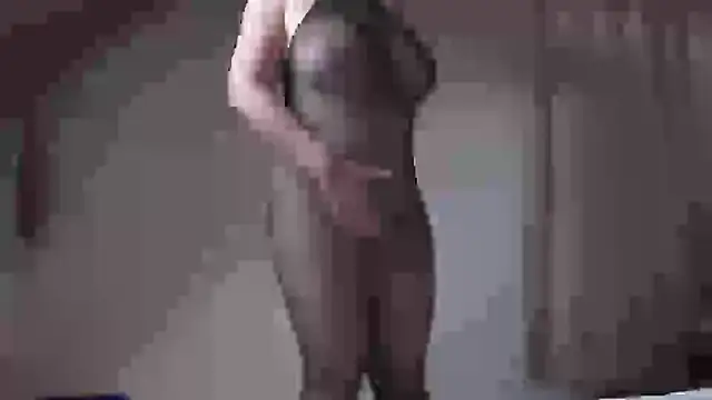 Snapshot of BustyGaby chatting on 10.01.25 BustyGaby online show from 10.01.25