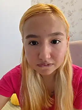 Pinkie Princes online show from 12.04.25