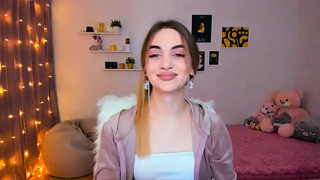 Snapshot of aPieceOfJoy chatting on 12.25.24 aPieceOfJoy online show from 12.25.24