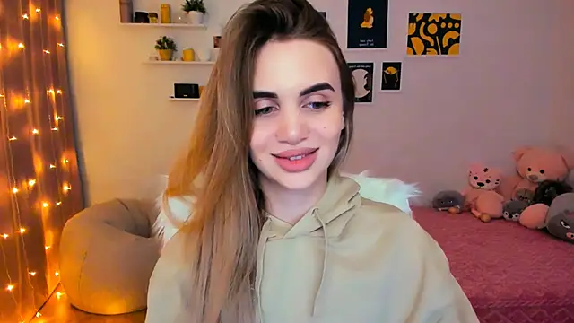 Snapshot of aPieceOfJoy chatting on 02.07.25 aPieceOfJoy online show from 02.07.25