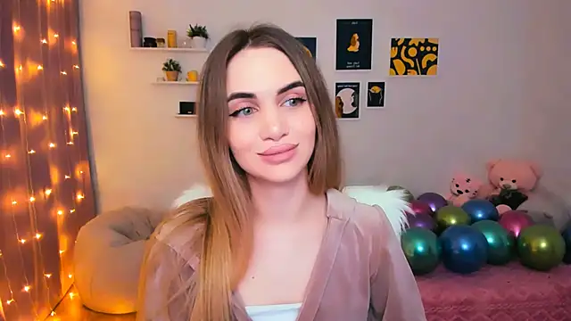 Snapshot of aPieceOfJoy chatting on 02.10.25 aPieceOfJoy online show from 02.10.25