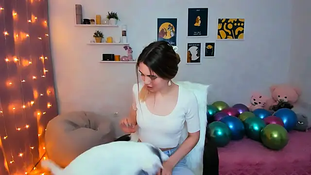 Snapshot of aPieceOfJoy chatting on 02.13.25 aPieceOfJoy online show from 02.13.25