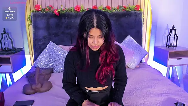 Karlagonzales  online show from 10.11.25