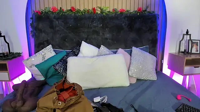 Karlagonzales  online show from 03.26.26