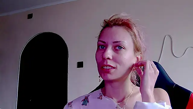 karo123421 online show from 11.20.25