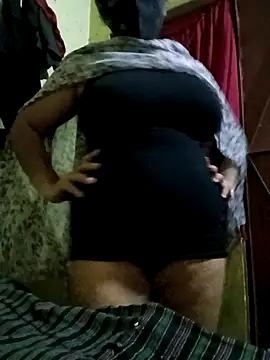 Snapshot of ambika29 chatting on 09.28.25 ambika29 online show from 09.28.25