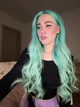 Snapshot of xDinnax chatting on 03.12.25 xDinnax online show from 03.12.25