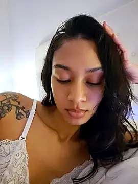 Leaberry online show from 02.03.26