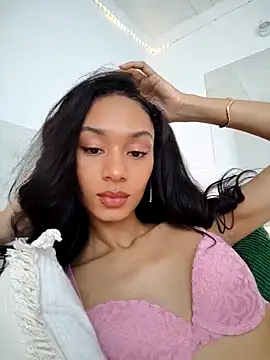 Leaberry online show from 02.04.26