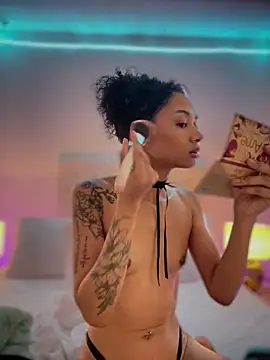 Leaberry online show from 02.26.26