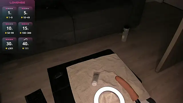 Snapshot of Devil_Minds chatting on 03.31.26 Devil Minds online show from 03.31.26