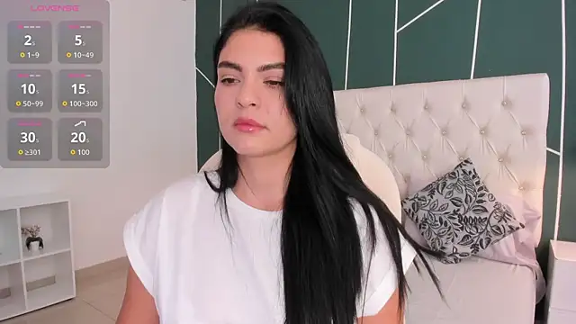 Veronicalanx1 online show from 11.26.25