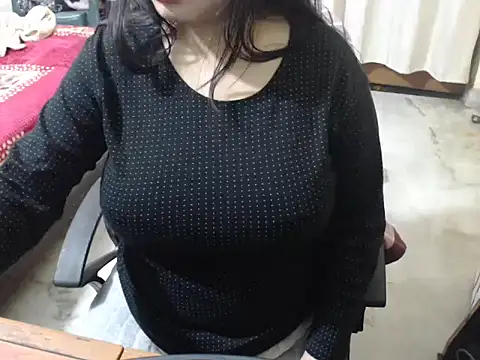 HOT CHILLY online show from 02.12.26