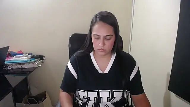 kendall 52 online show from 12.02.24