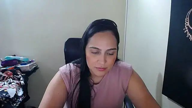 kendall 52 online show from 02.01.25