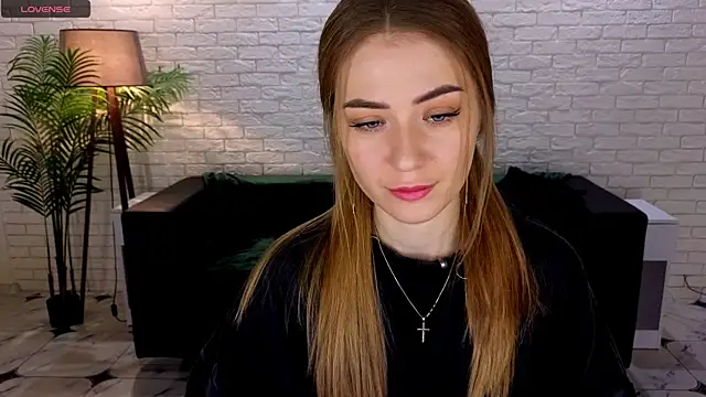 Adelyna Bird online show from 03.07.25