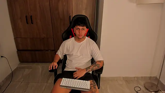 Jake simons online show from 11.12.25