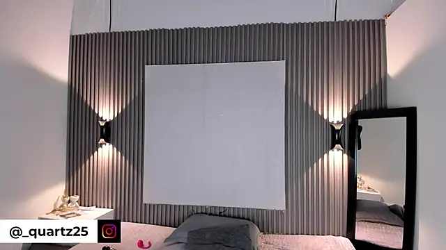 Zafiiraa online show from 04.18.26